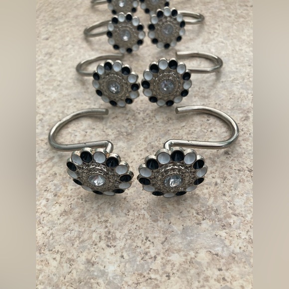 Shower Curtain Rings Silver White and black - Picture 5 of 6